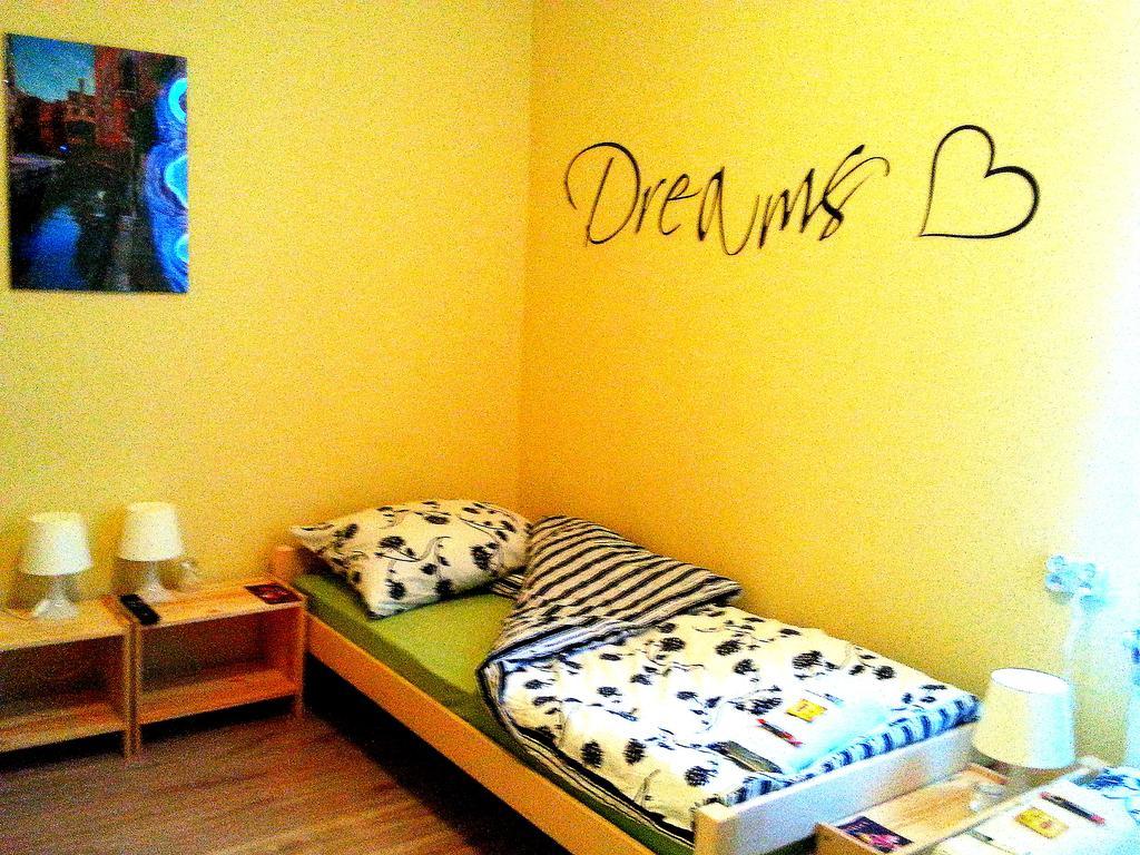 Hostel Puzzle - Jezyce Poznan Exterior photo